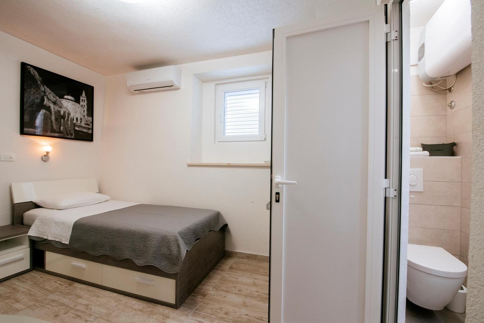 Ema House Apartment ซาดาร์ ภายนอก รูปภาพ