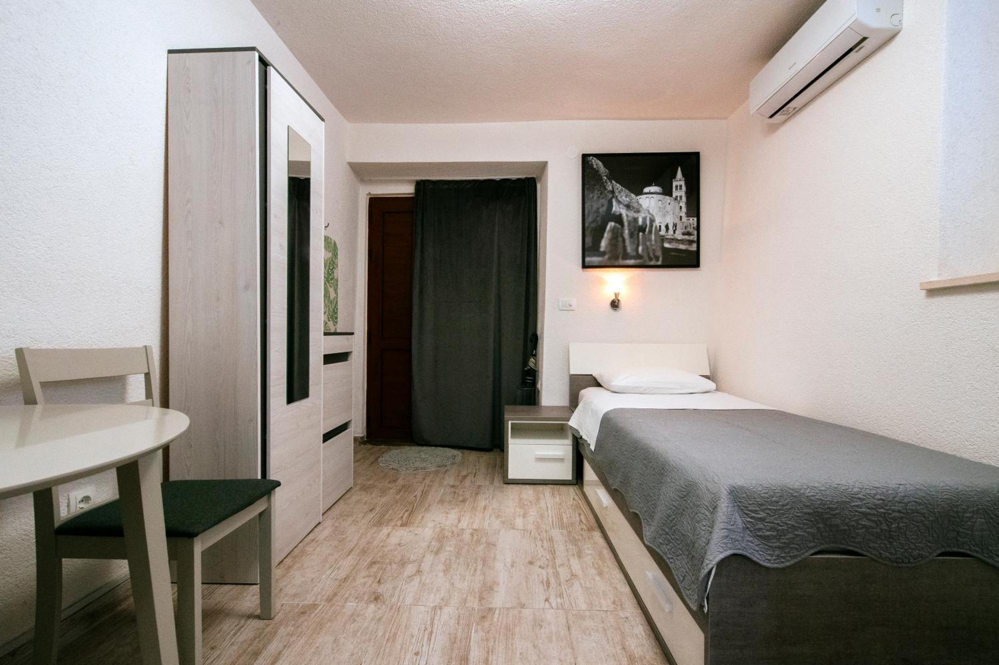 Ema House Apartment ซาดาร์ ภายนอก รูปภาพ