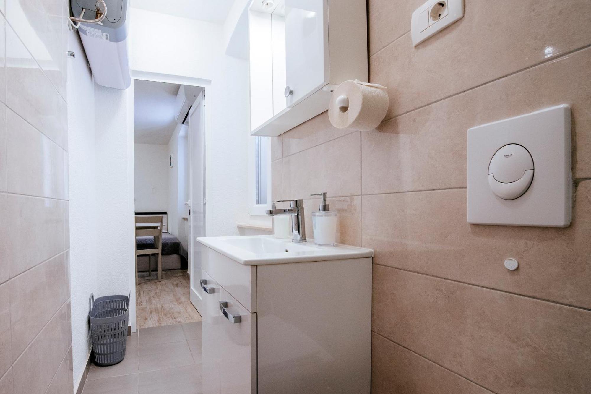 Ema House Apartment ซาดาร์ ภายนอก รูปภาพ